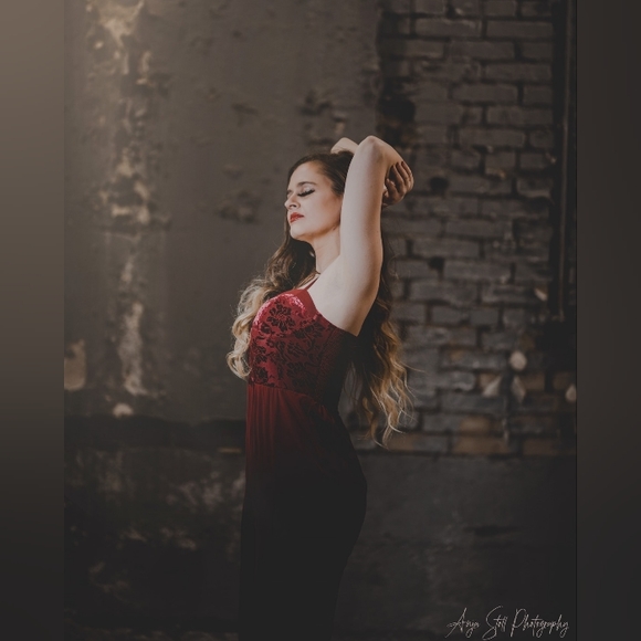 Meet your Posher, Stephanie - Picture 14 of 16